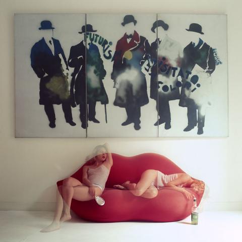 Elena 00, 2008 © Roberto De Paolis Elena 00, 2008 © Roberto De Paolis