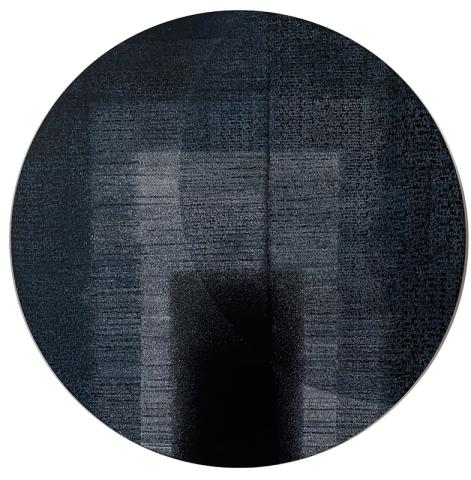 Marina Bindella Il mare di Dirac II, 2026, olio, stampa da polimero e graffito su tavola, diametro cm 100
